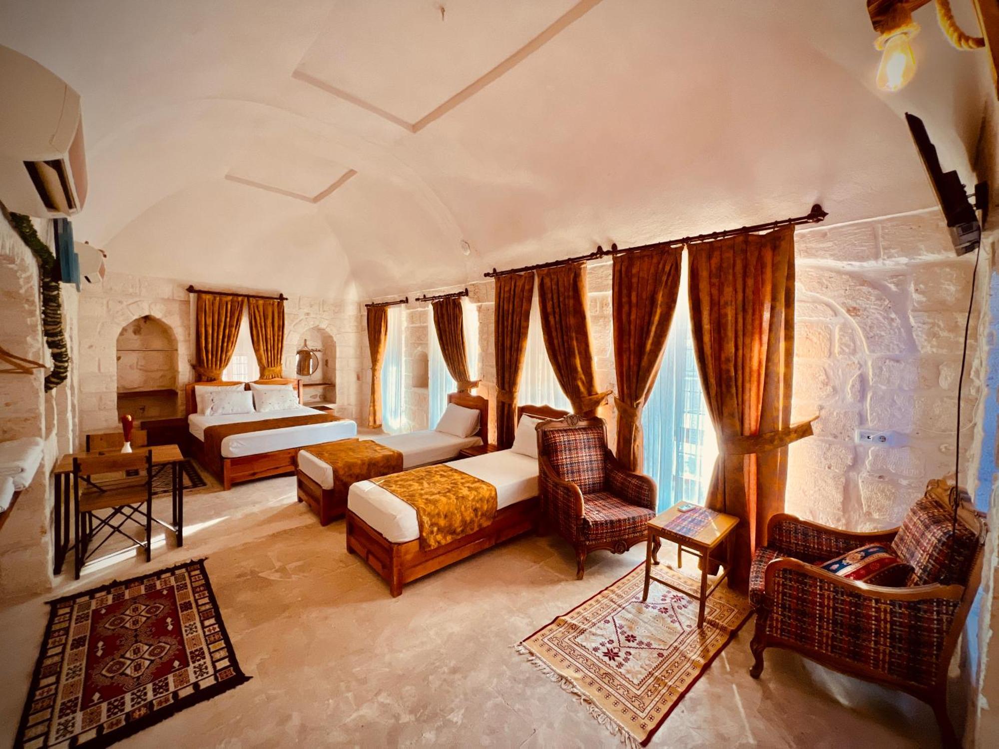 Hotel Mons Masius Teras Midyat
