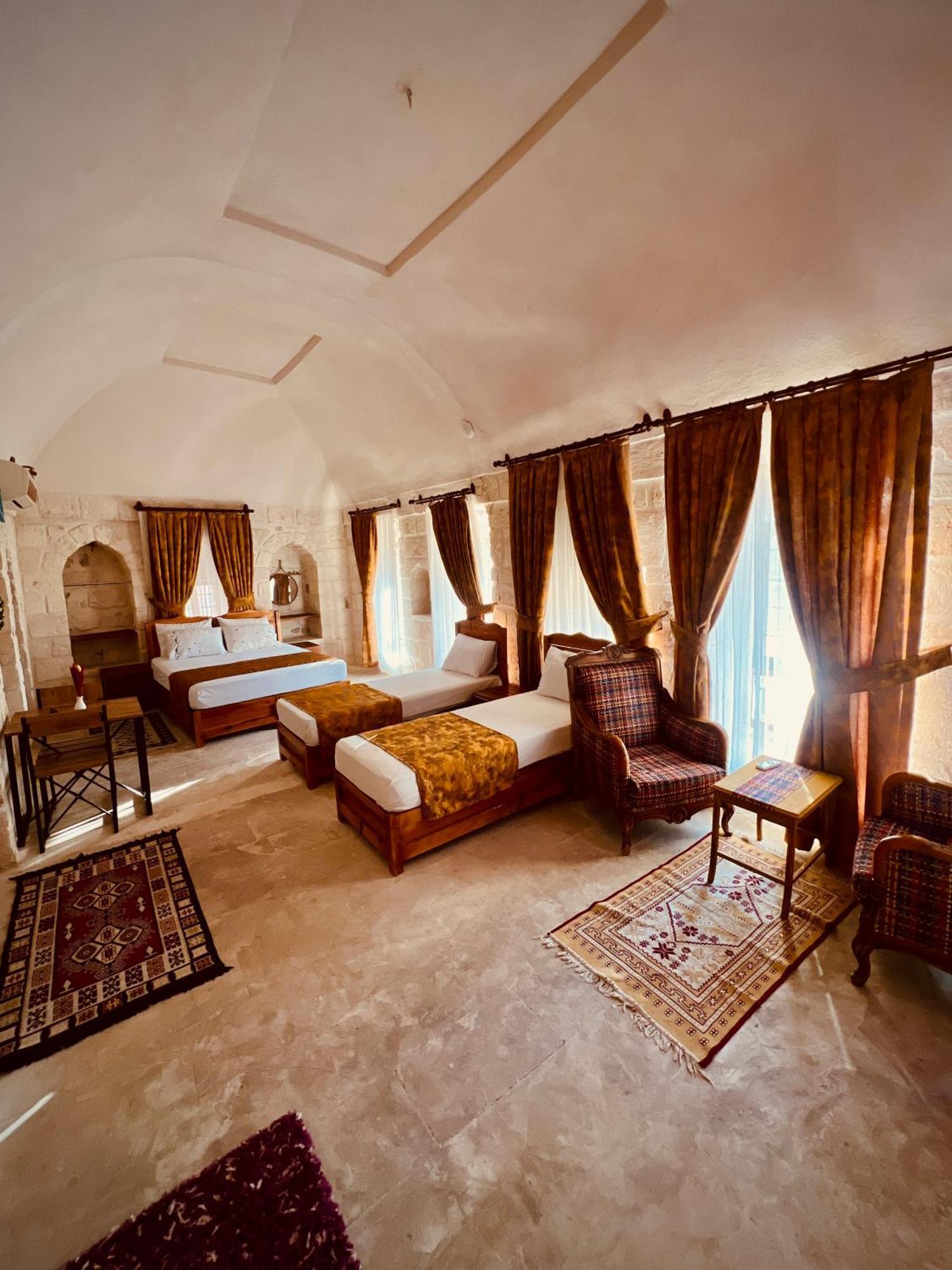 Mons Masius Teras Hotel Midyat