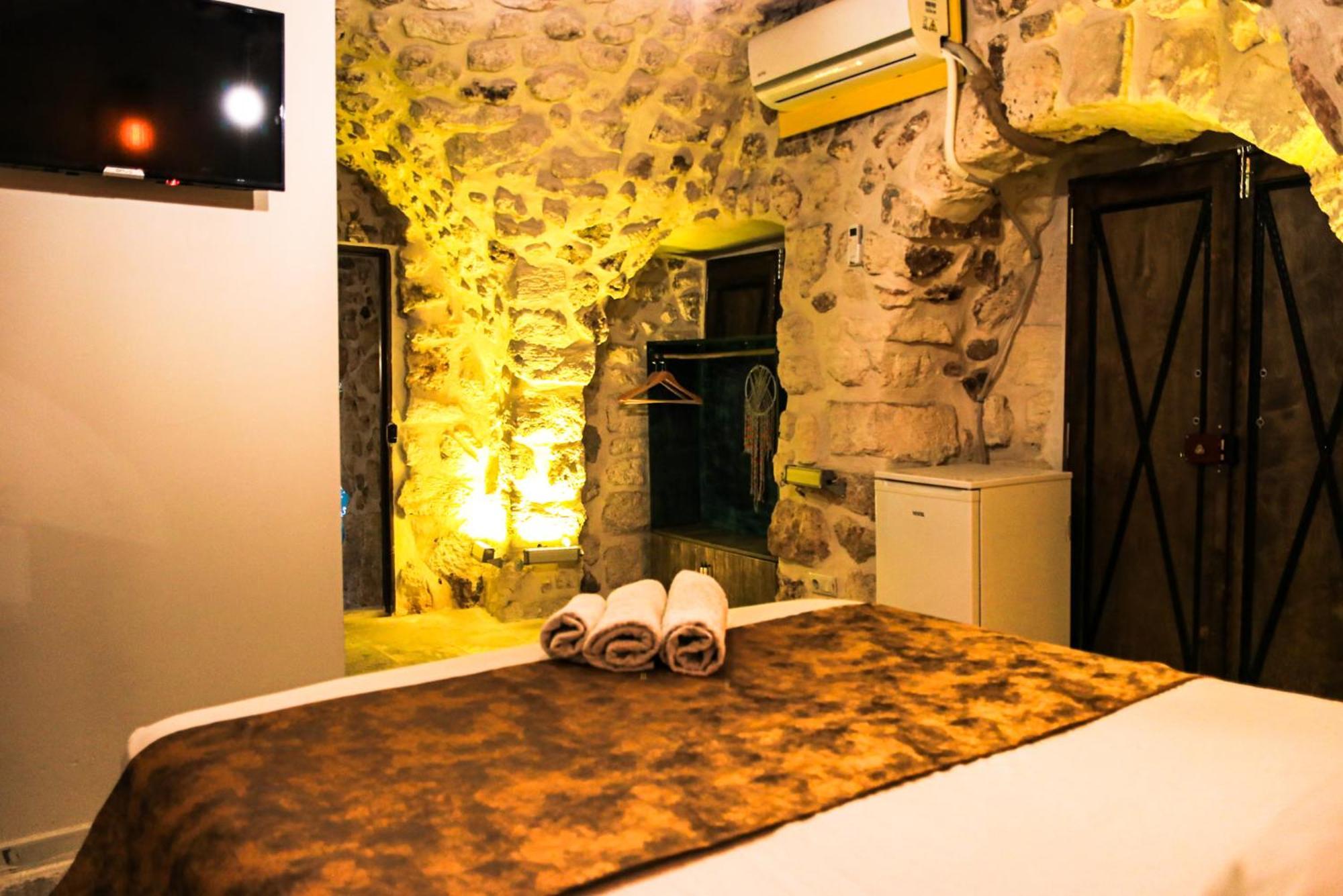 Hotel Mons Masius Teras Midyat