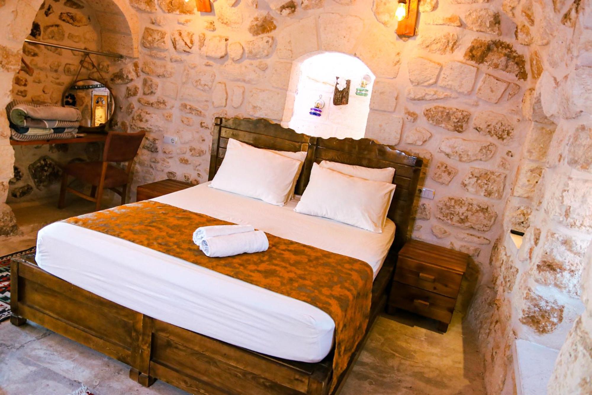 Hotel Mons Masius Teras 4*